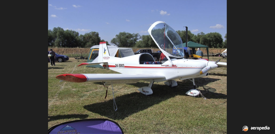 Alpi-aviation-pioneer-200-aeropedia-the-encyclopedia-of-aircrafts-australia.jpg