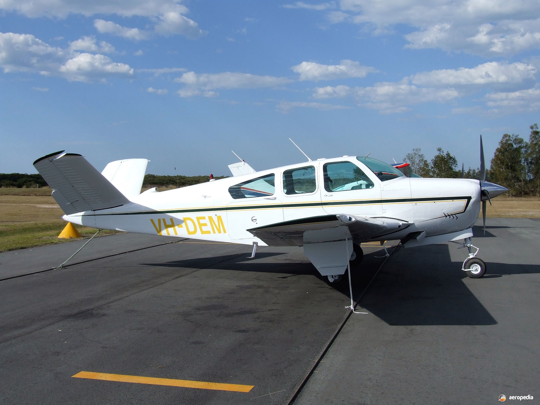 Beech 35 Bonanza · The Encyclopedia Of Aircraft David C. Eyre