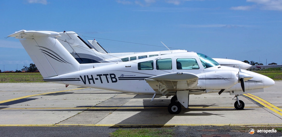 Beech 76 Duchess - Aeropedia The Encyclopedia of Aircraft