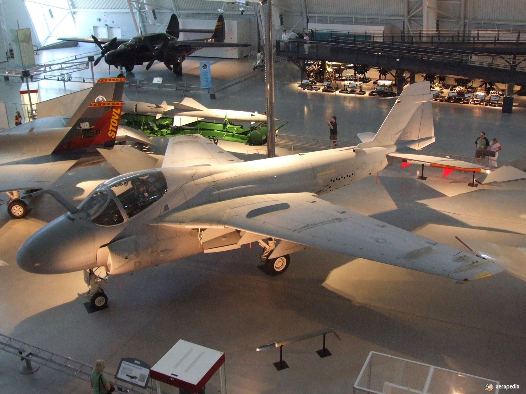 the-a-6-intruder-was-the-us-military-s-aircraft-of-choice-during-the