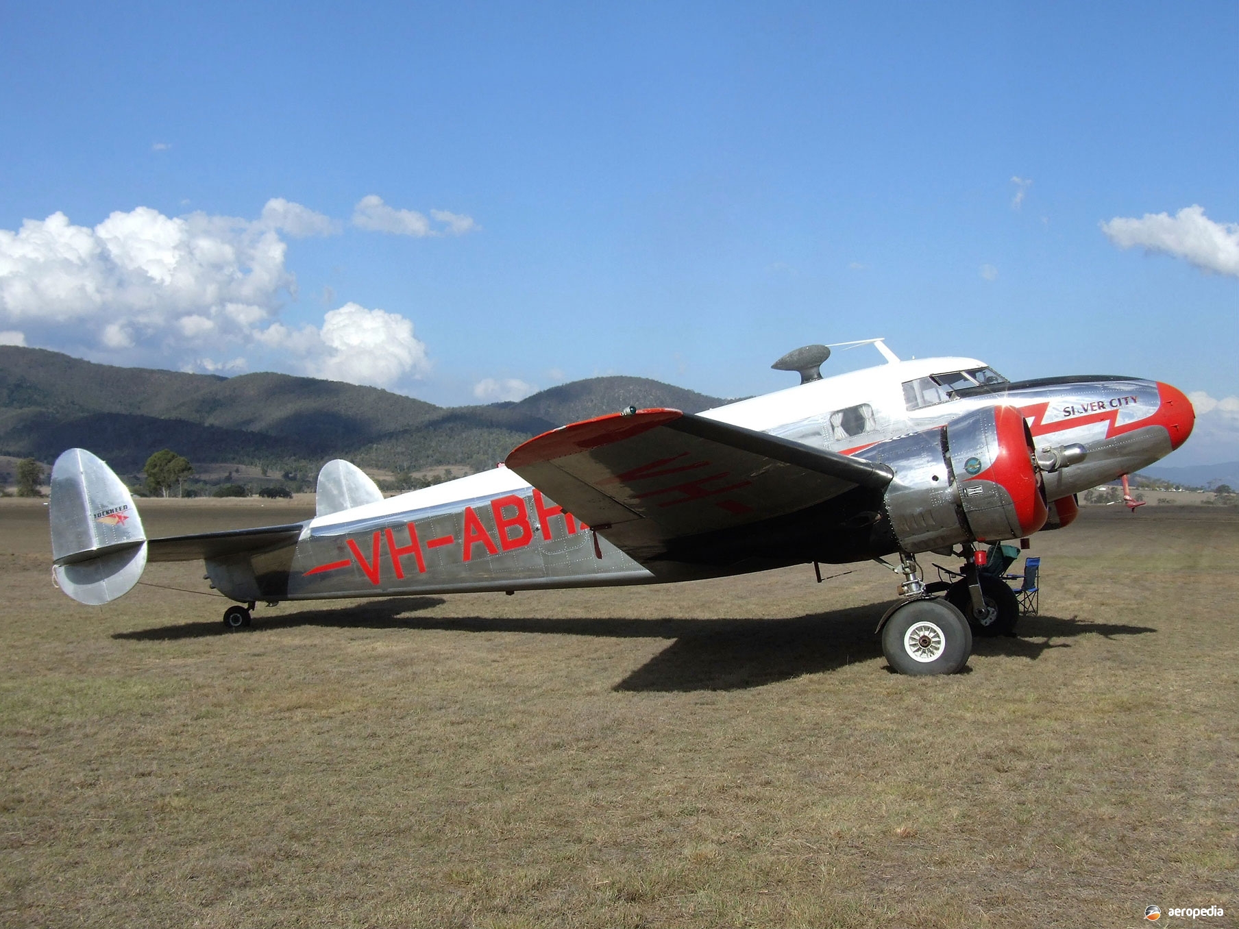 Lockheed 12 · The Encyclopedia Of Aircraft David C. Eyre