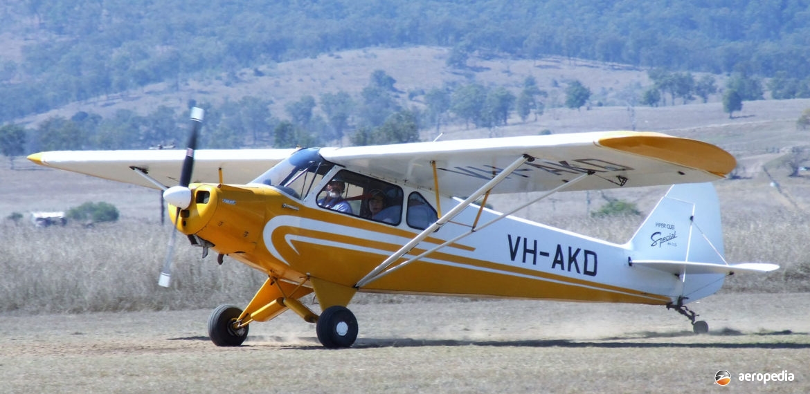 Piper Pa-11 Cub Special · The Encyclopedia of Aircraft David C. Eyre