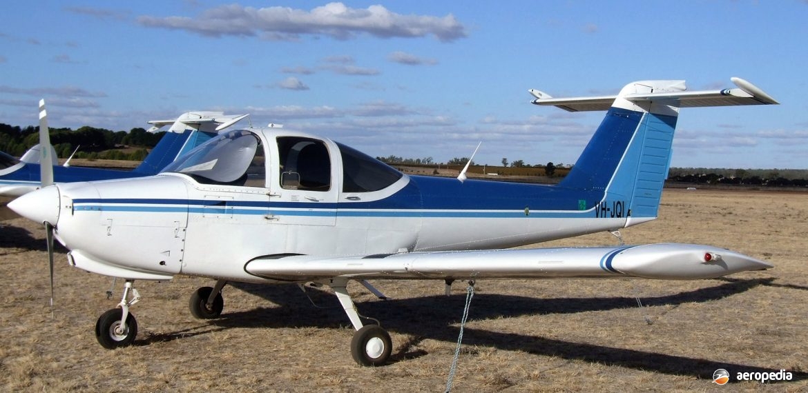 Piper PA-38 Tomahawk - Aeropedia The Encyclopedia of Aircraft - Australia - New Zealand
