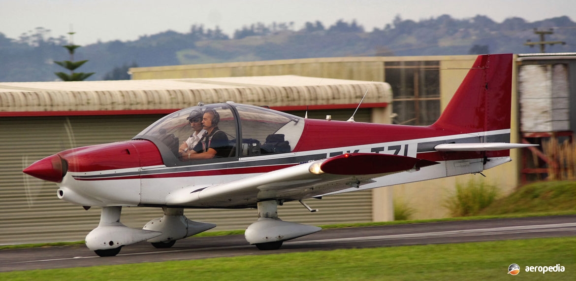 Robin R2120 - Aeropedia The Encyclopedia of Aircraft