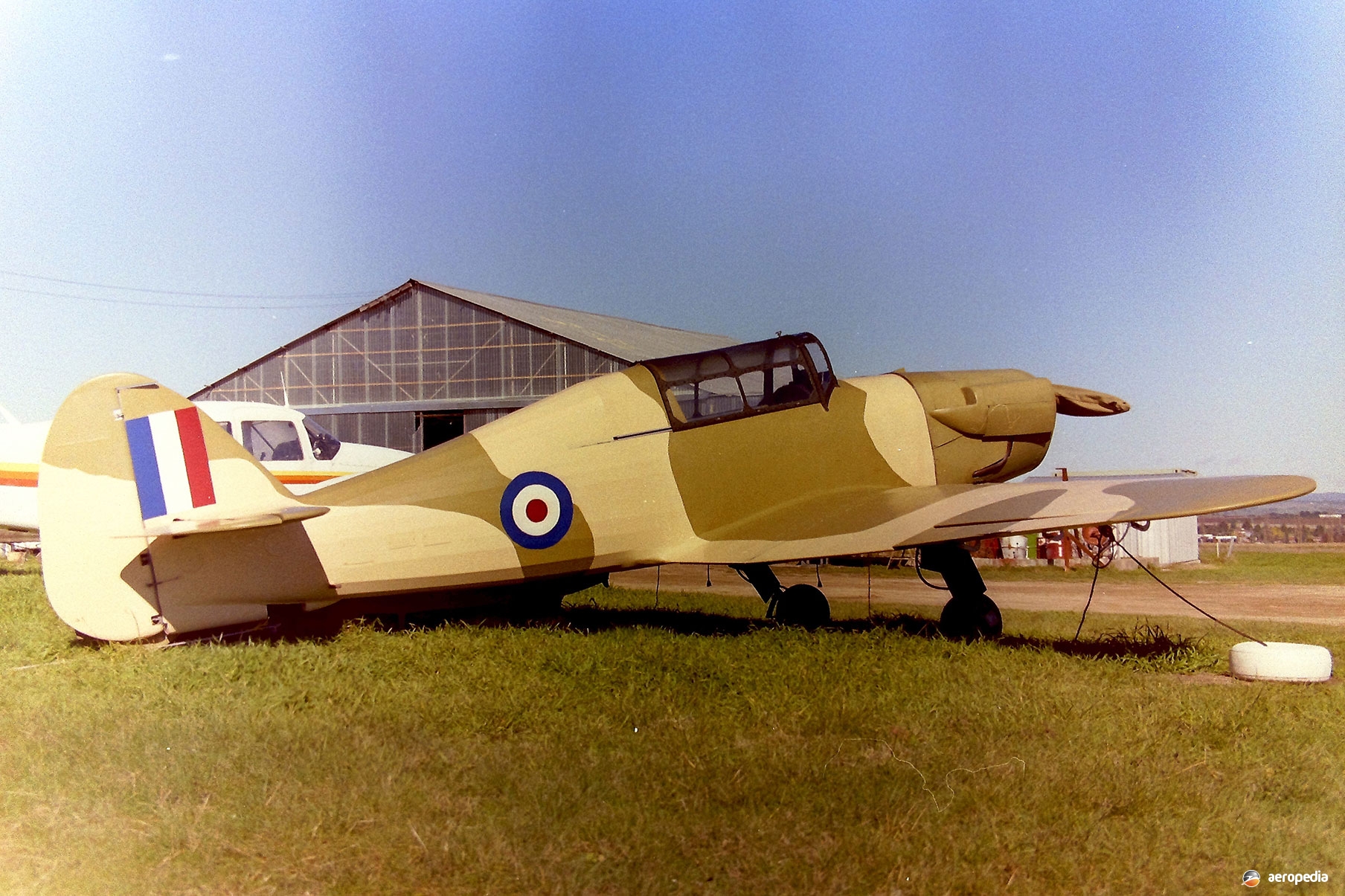 Sindlinger Hh-1 Hawker Hurricane · The Encyclopedia of Aircraft David C.