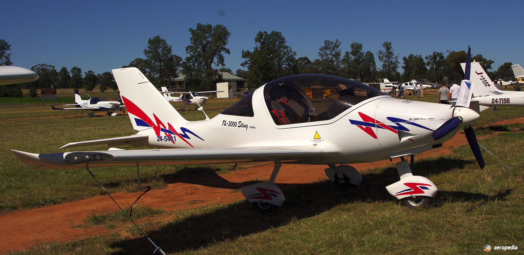 Tl Ultralight Sting Tl-2000 Carbon · The Encyclopedia Of Aircraft David C.