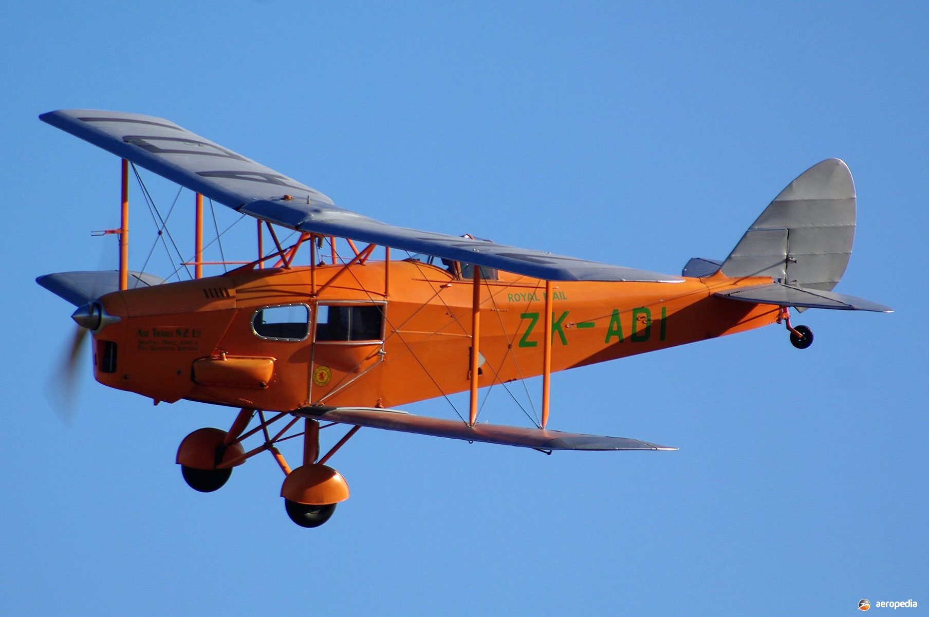 De Havilland Dh83 Fox Moth · The Encyclopedia Of Aircraft David C Eyre