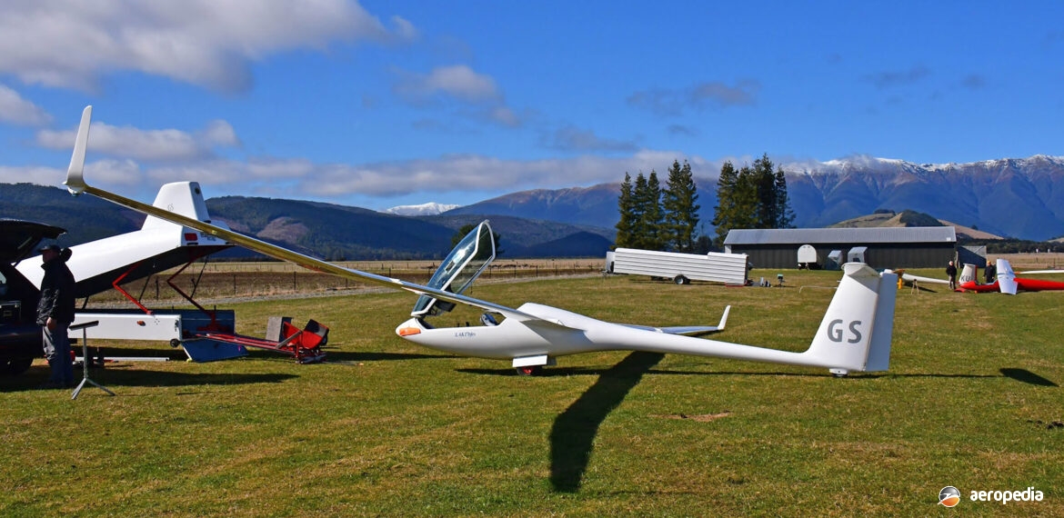 Sportine Aviacija LAK 17B FES - Aeropedia The Encyclopedia of Aircrafts – Australia – New Zealand